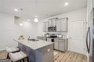 11692 Mendenhall Ct, Hampton, GA 30228 - Photo 15