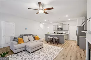 11692 Mendenhall Ct, Hampton, GA 30228 - Photo 5