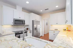 317 Commons Rd, Saint Simons, GA 31522 - Photo 5