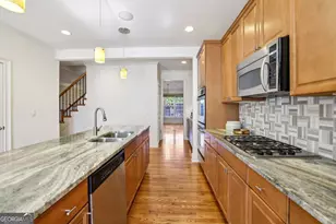 196 Mystic Ct, Atlanta, GA 30342 - Photo 13