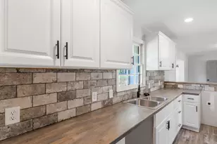 1100 S Green St, Thomaston, GA 30286 - Photo 7