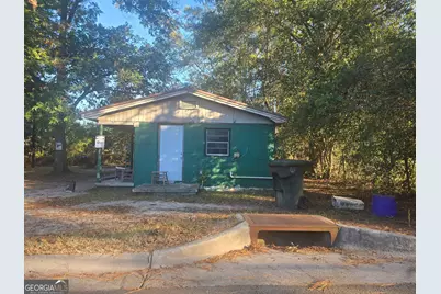 220 Marcus Street, Dublin, GA 31021 - Photo 1