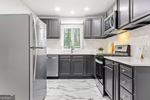 801 N Evelyn Pl NW, Atlanta, GA 30318 - Photo 9