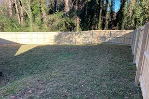 801 N Evelyn Pl NW, Atlanta, GA 30318 - Photo 29