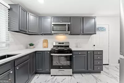 801 N Evelyn Place NW, Atlanta, GA 30318 - Photo 13