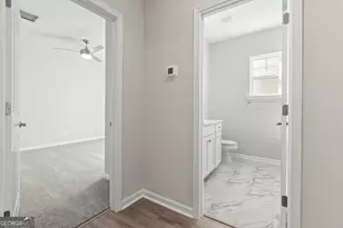 306 Creek Wy, Brunswick, GA 31525 - Photo 9