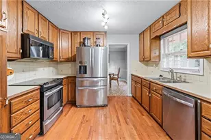 564 Allana Ct, Stone Mountain, GA 30087 - Photo 7