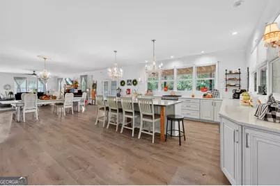 402 Savannah Drive, Mansfield, GA 30055 - Photo 11