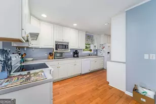 1703 Rainbow Dr, Waycross, GA 31501 - Photo 7