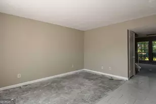 3254 Strawberry Ln, Decatur, GA 30034 - Photo 9