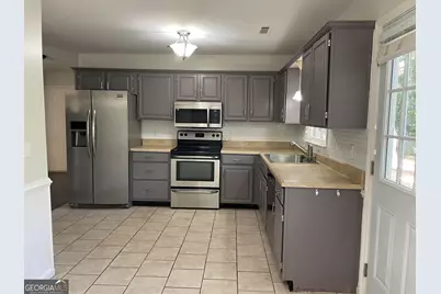 139 Stanbrough Drive, Dallas, GA 30157 - Photo 5