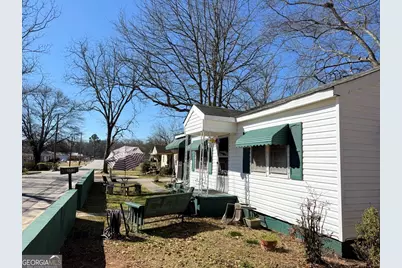 355 Maple Street, Hartwell, GA 30643 - Photo 3