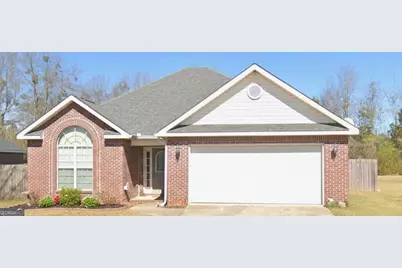 208 Sugarloaf Parkway, Perry, GA 31069 - Photo 1