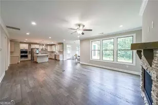 633 Wynnewood Ct SW, Powder Springs, GA 30127 - Photo 9