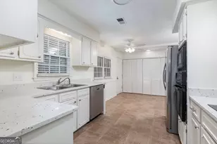 3425 Tomahawk Dr, Columbus, GA 31907 - Photo 11