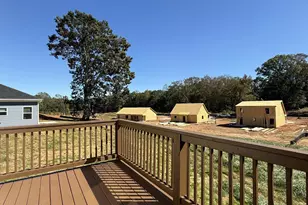 174 Charlotte Cir, Statham, GA 30666 - Photo 19