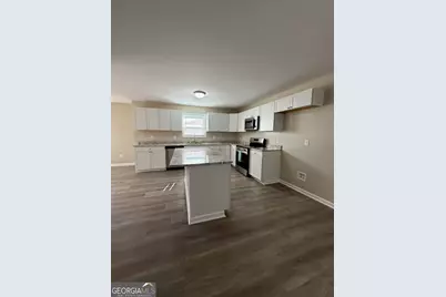 210 Charlotte Circle, Statham, GA 30666 - Photo 3