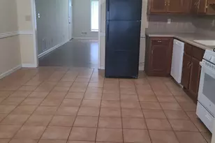 2120 Fieldstone View Ct SE, Conyers, GA 30013 - Photo 3