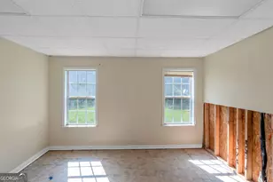 1339 N 2nd St, Griffin, GA 30223 - Photo 37