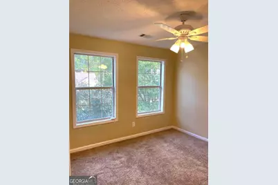 1276 Huntington Place Circle, Lithonia, GA 30058 - Photo 17