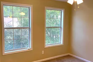 1276 Huntington Pl Cir, Lithonia, GA 30058 - Photo 17