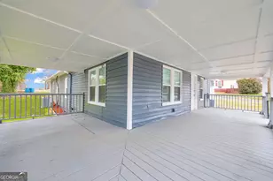 943 S Pond St, Toccoa, GA 30577 - Photo 7