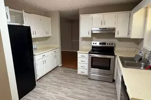 2256 Turtle Club Dr NE, Marietta, GA 30066 - Photo 13