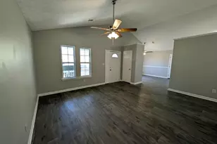 105 Wedgewood Walk, Griffin, GA 30223 - Photo 5