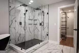 250 Harbor Heights Cir, Lavonia, GA 30553 - Photo 35