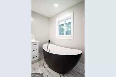 250 Harbor Heights Circle, Lavonia, GA 30553 - Photo 35