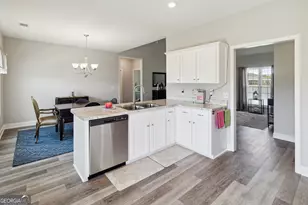 306 Old Rockdale Dr, Statesboro, GA 30461 - Photo 9