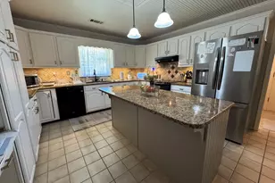 230 Ridge Cir, Dublin, GA 31021 - Photo 17