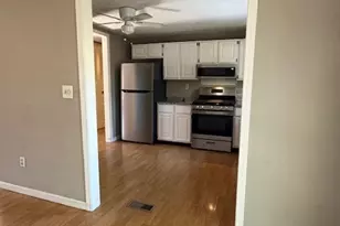 10415 Plantation Bridge Dr, Alpharetta, GA 30022 - Photo 5