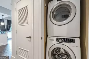 44 Peachtree Pl NW, Atlanta, GA 30309 - Photo 21