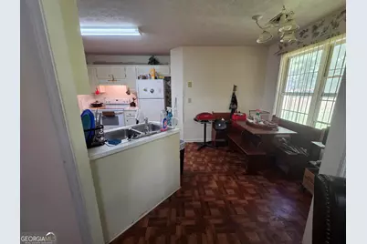 125 Ridgefield Circle, Lagrange, GA 30241 - Photo 5