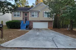 570 Sycamore Dr, Jonesboro, GA 30238 - Photo 1