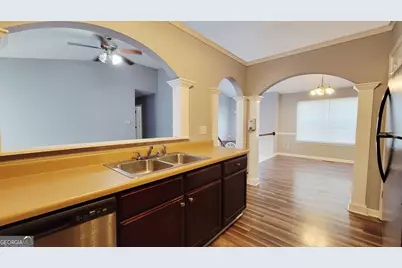 570 Sycamore Drive, Jonesboro, GA 30238 - Photo 17