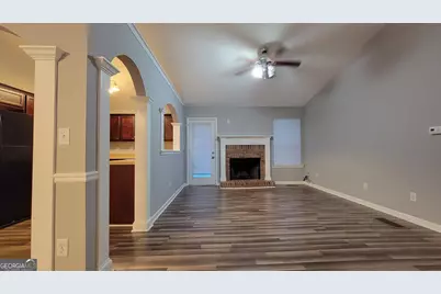 570 Sycamore Drive, Jonesboro, GA 30238 - Photo 7