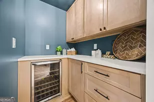 2433 Helmsdale Dr NE, Atlanta, GA 30345 - Photo 13