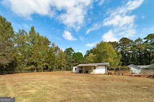 70 North Dr, Hampton, GA 30228 - Photo 9