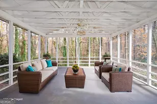 2350 Oxbow Cir, Stone Mountain, GA 30087 - Photo 21