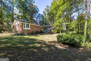 2350 Oxbow Cir, Stone Mountain, GA 30087 - Photo 45