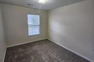 290 Brookview Dr, Riverdale, GA 30274 - Photo 9