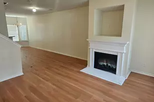 290 Brookview Dr, Riverdale, GA 30274 - Photo 3