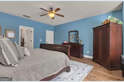 360 Walden Pond Way, Senoia, GA 30276 - Photo 27