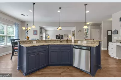 360 Walden Pond Way, Senoia, GA 30276 - Photo 21