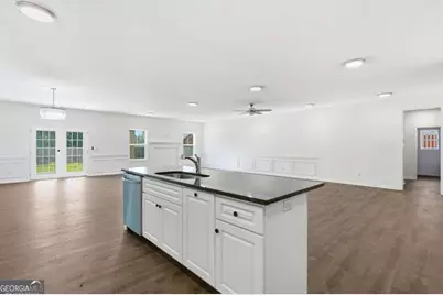 124 Wright Street, Savannah, GA 31408 - Photo 11