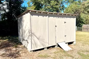 102 N Center St, Winder, GA 30680 - Photo 25