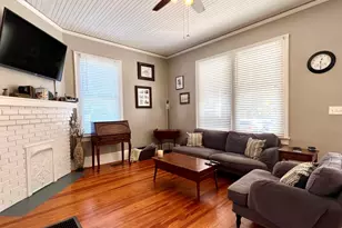 102 N Center St, Winder, GA 30680 - Photo 5