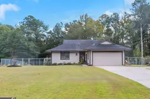 130 McIntosh Trail, Griffin, GA 30223 - Photo 1